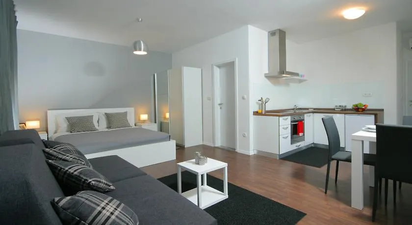 Charm Apartments And Rooms Traù